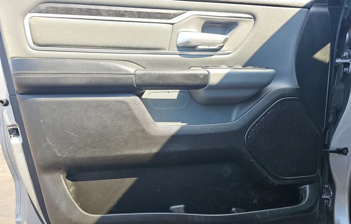 2023 RAM 1500 LONE STAR CREW CAB SHORT BED 6