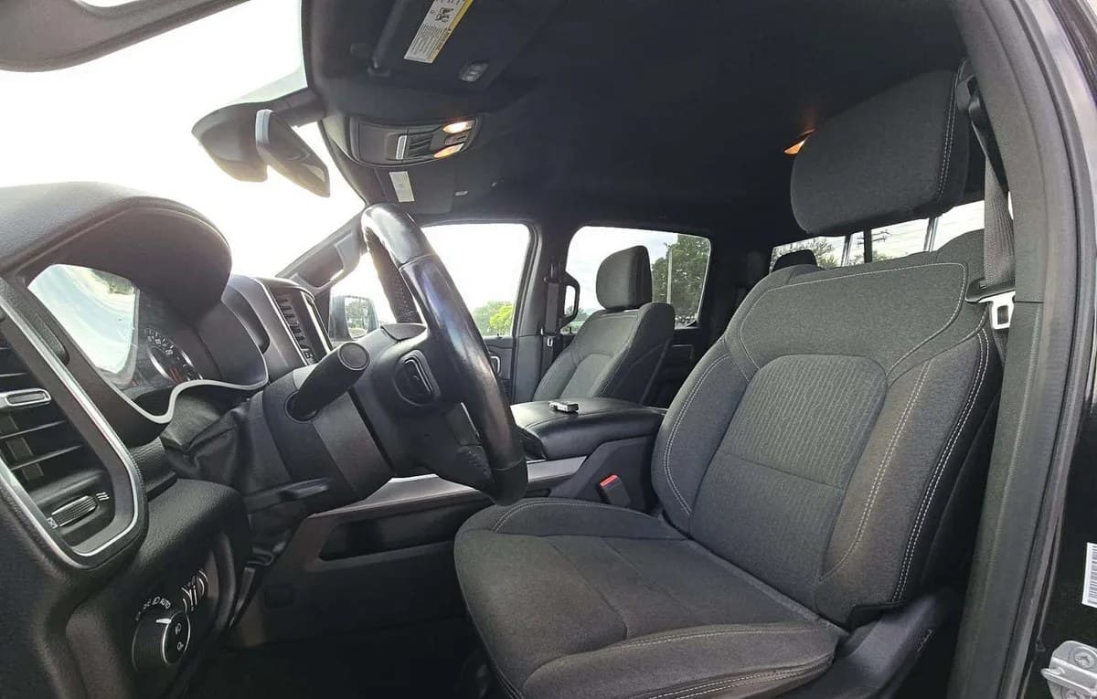 2019 RAM 1500 BIG HORN/LONE STAR CREW CAB SHORT BED 4