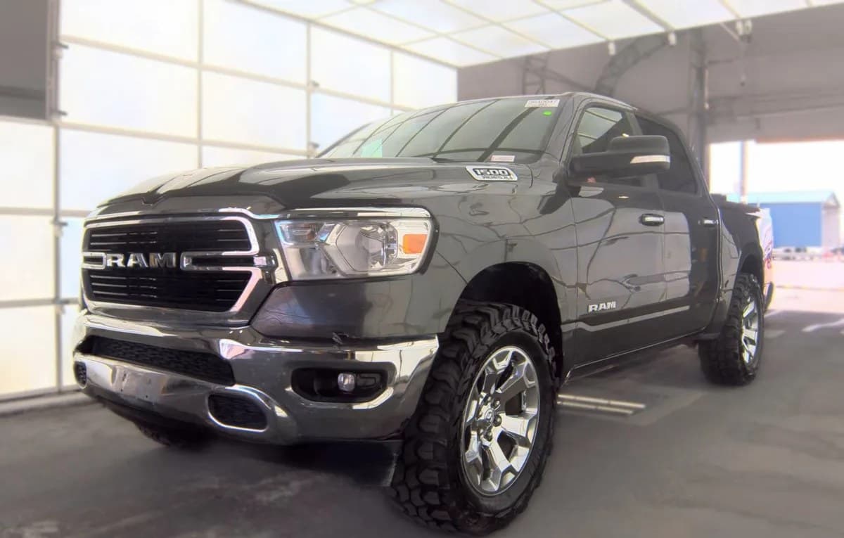 2020 RAM 1500 BIG HORN CREW CAB SHORT BED 2