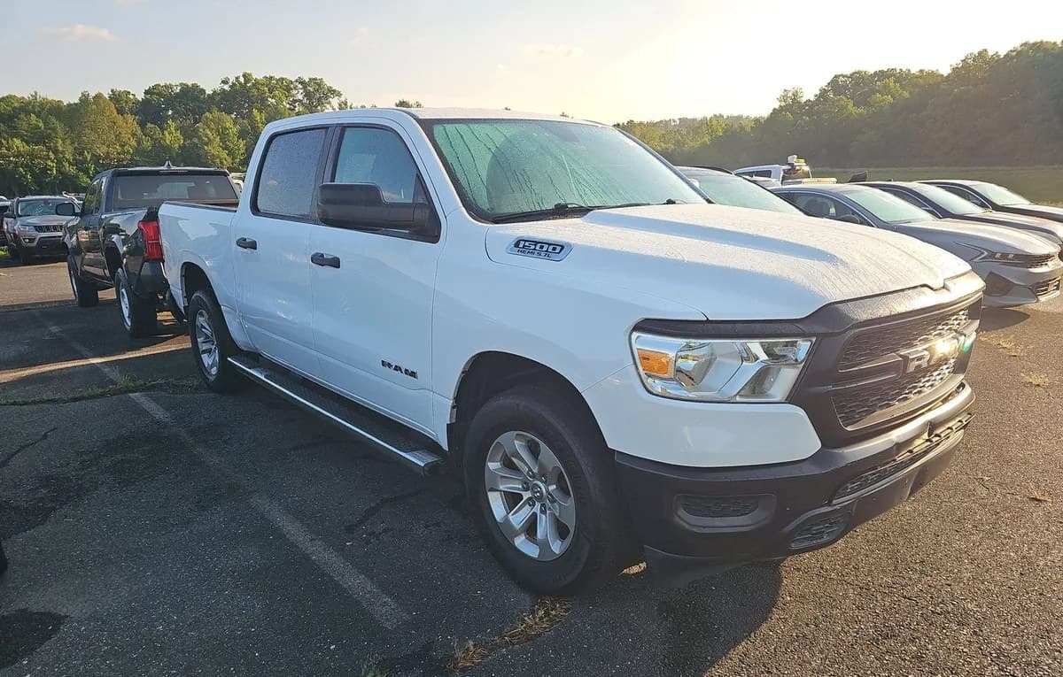 2020 RAM 1500 TRADESMAN CREW CAB SHORT BED 4