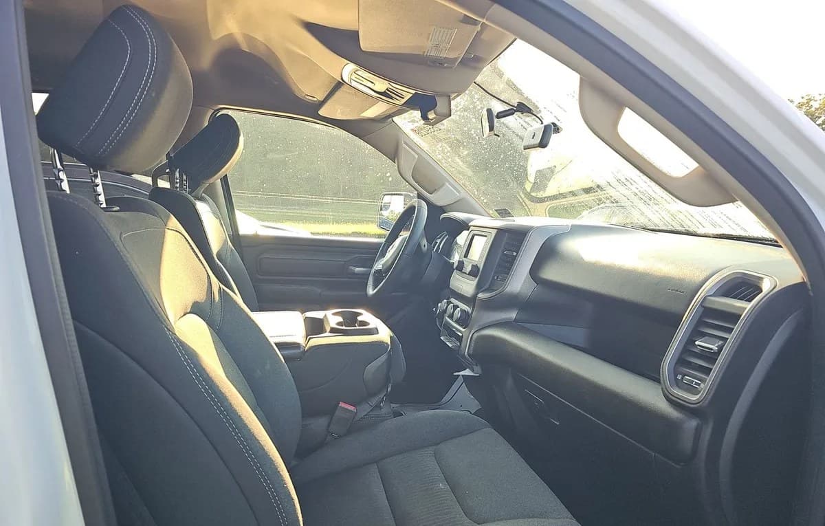 2020 RAM 1500 TRADESMAN CREW CAB SHORT BED 5