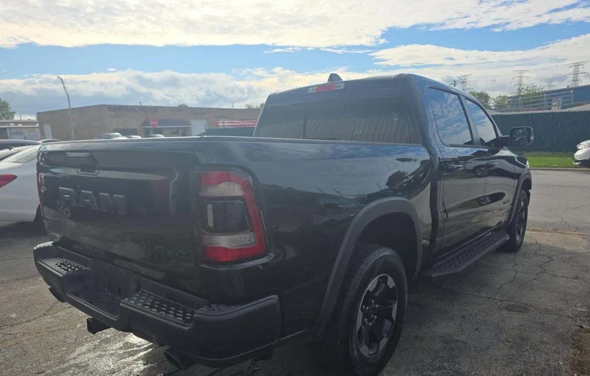 2019 RAM 1500 REBEL CREW CAB SHORT BED 4