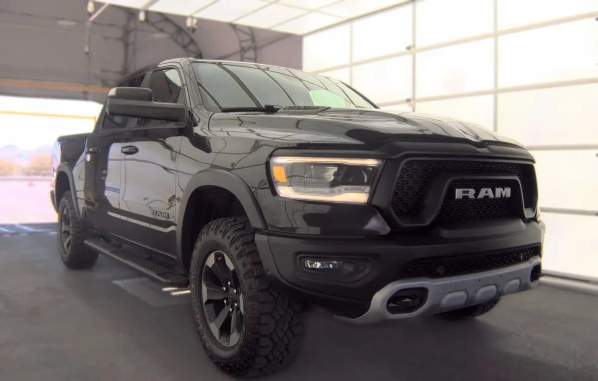 2019 RAM 1500 REBEL CREW CAB SHORT BED 4
