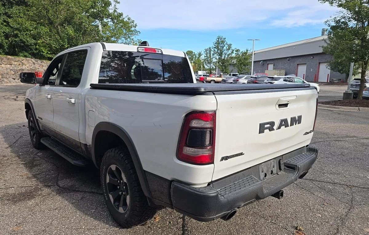 2019 RAM 1500 REBEL CREW CAB SHORT BED 3