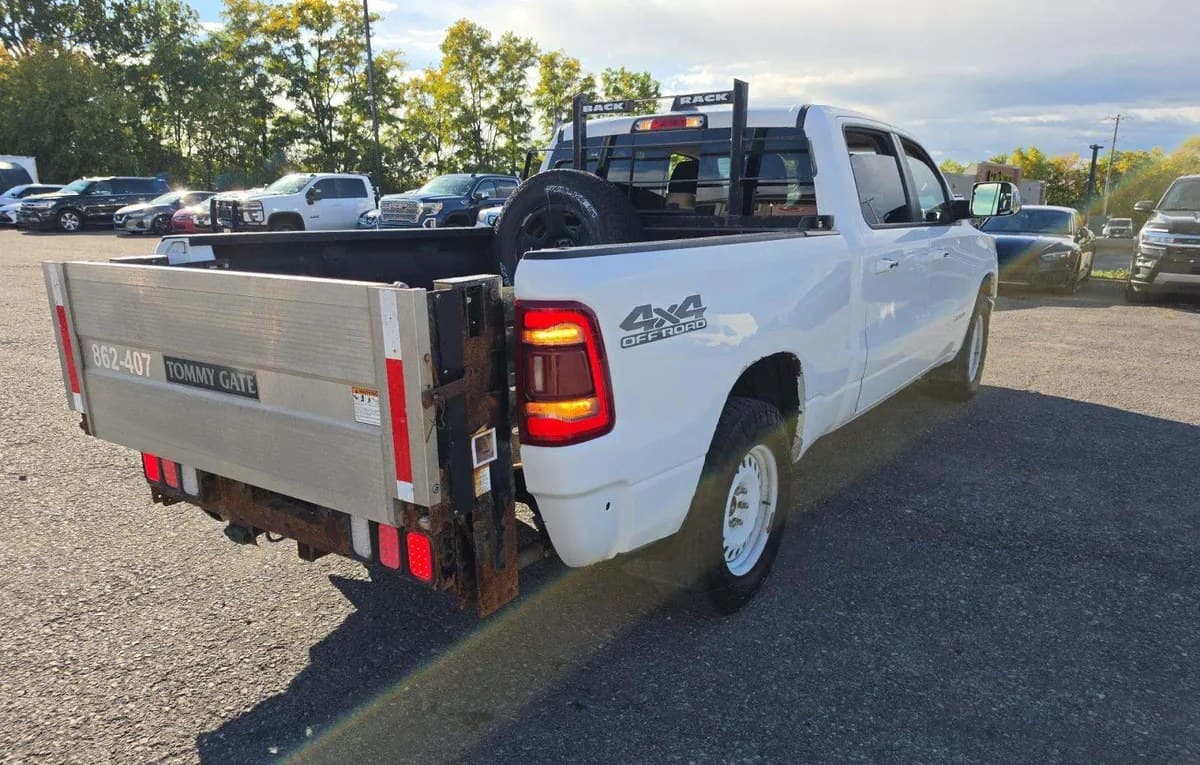 2019 RAM 1500 BIG HORN CREW CAB MEDIUM BED 4