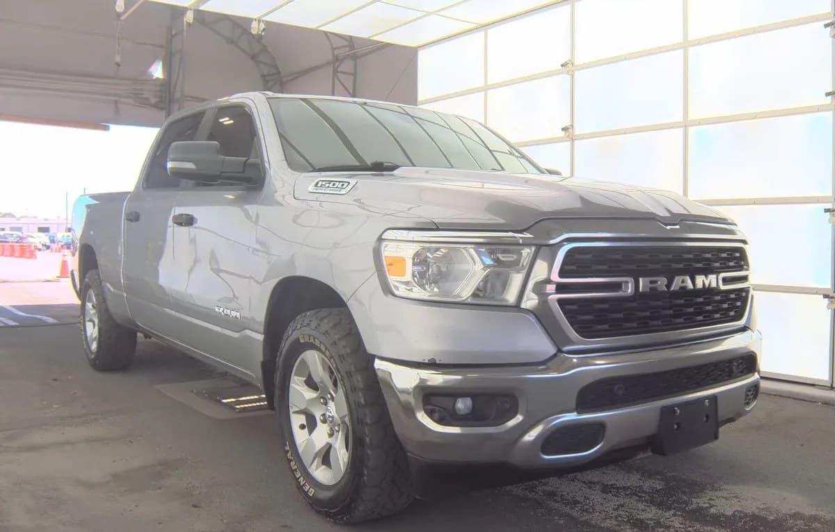 2023 RAM 1500 LONE STAR CREW CAB MEDIUM BED 4