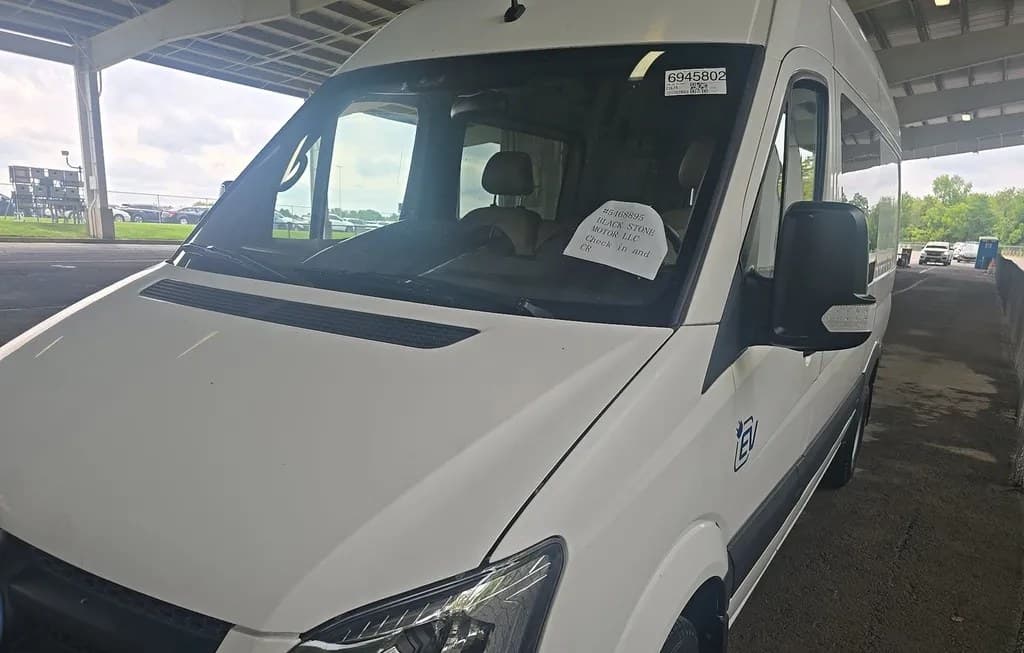 2022 FORD E-TRANSIT BASE