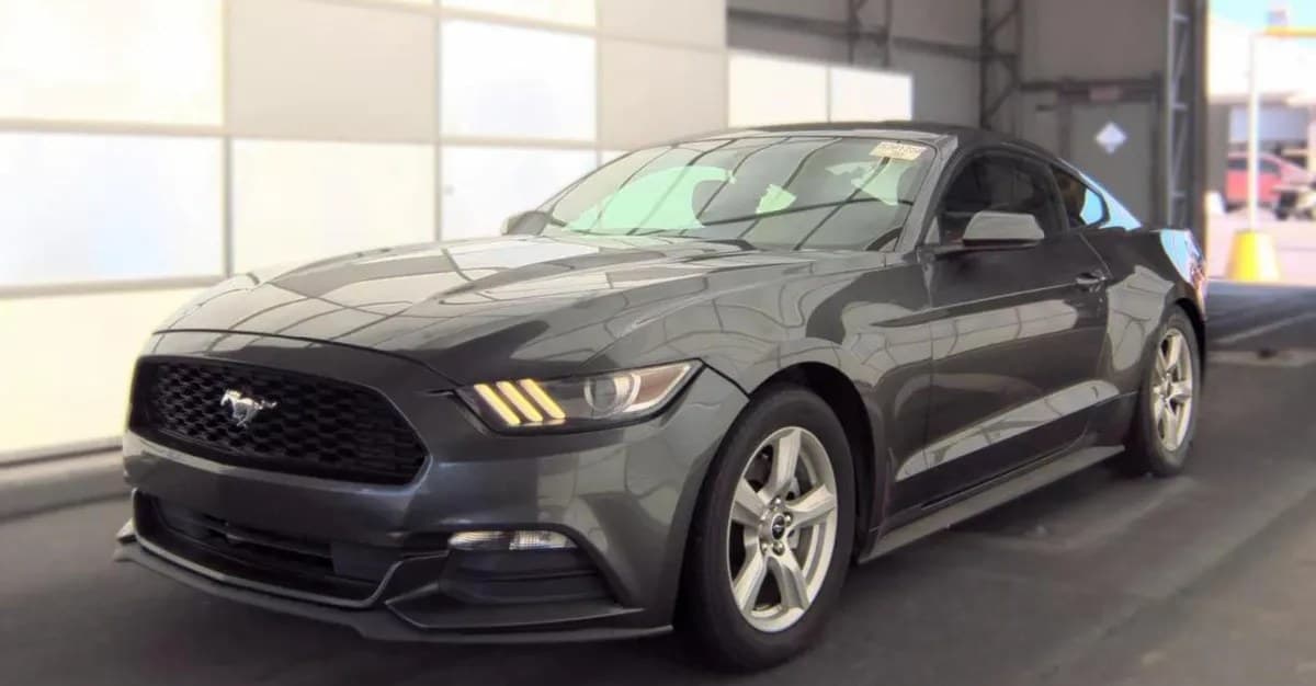 2017 FORD MUSTANG V6 2