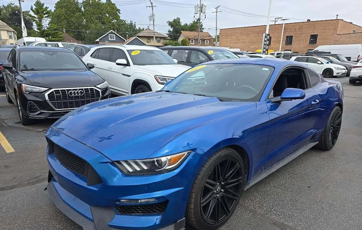 2017 FORD MUSTANG V6 2
