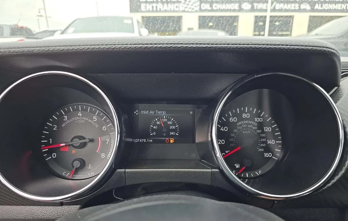 2017 FORD MUSTANG V6 6