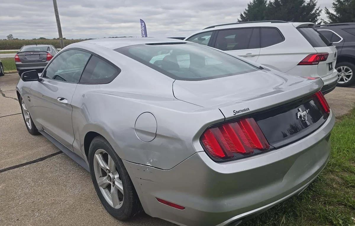 2017 FORD MUSTANG V6 COUPE 3