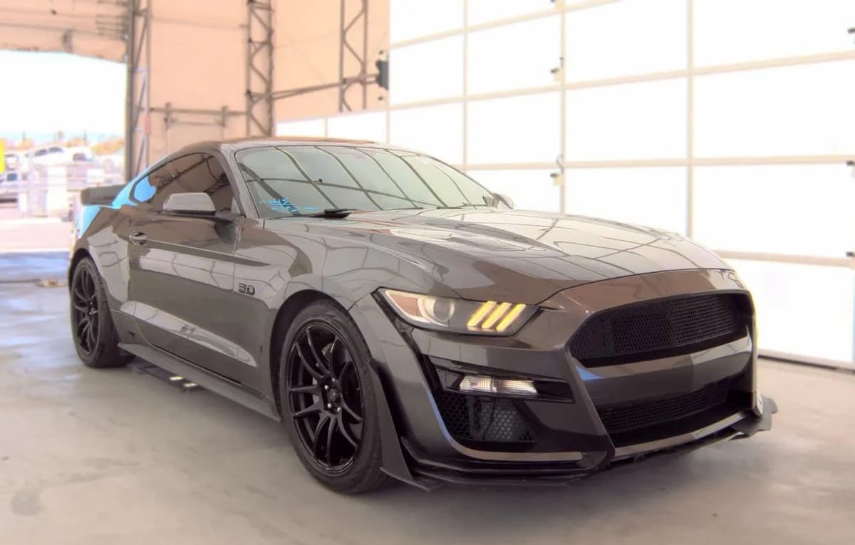 2017 FORD MUSTANG GT 4