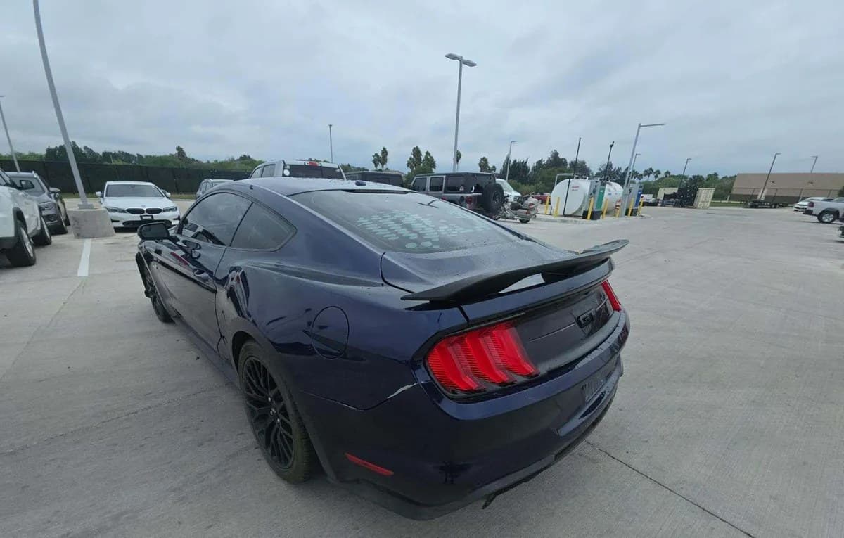 2018 FORD MUSTANG GT Premium 3