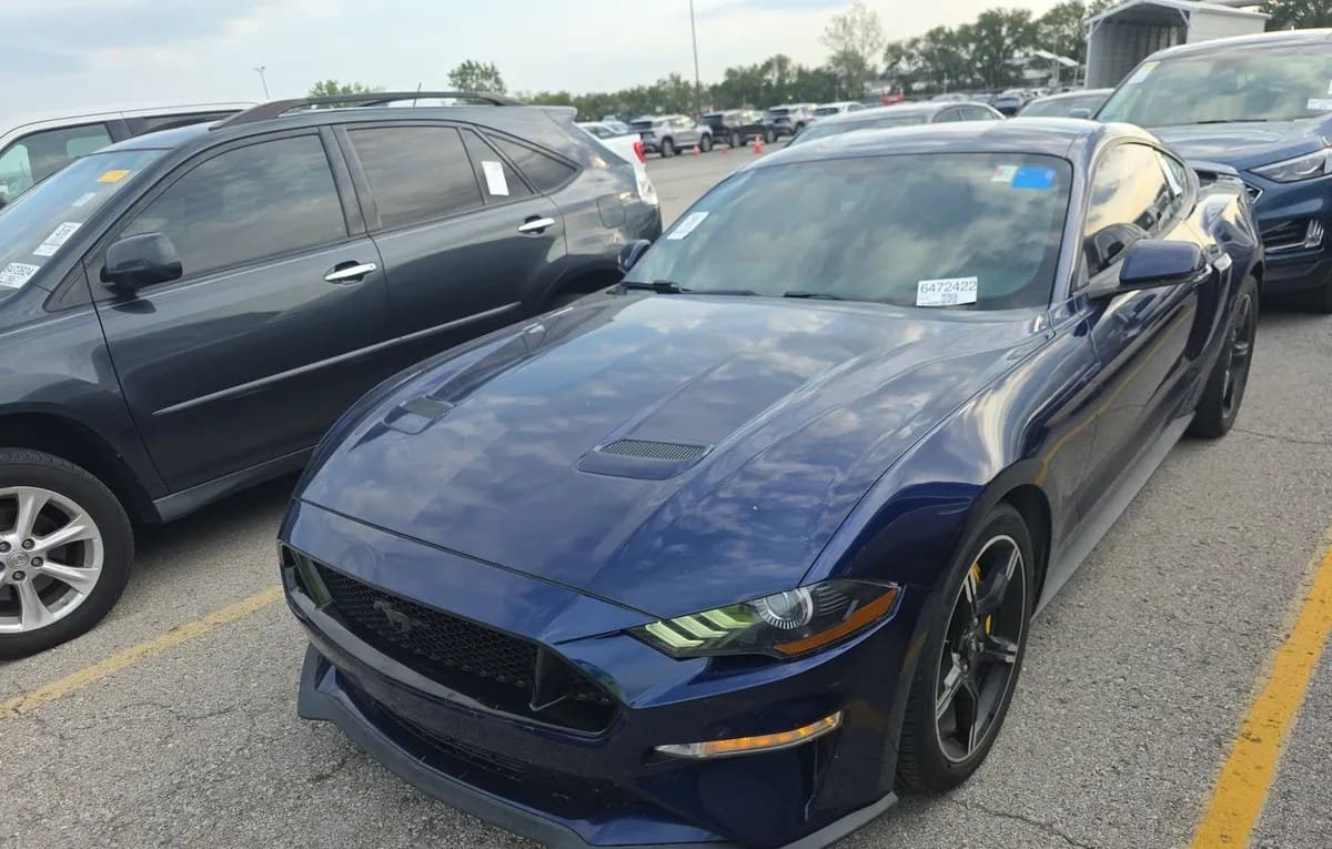 2019 FORD MUSTANG GT Premium 2