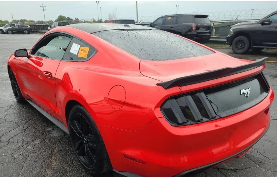 2017 FORD MUSTANG ECOBOOST PREMIUM COUPE 4