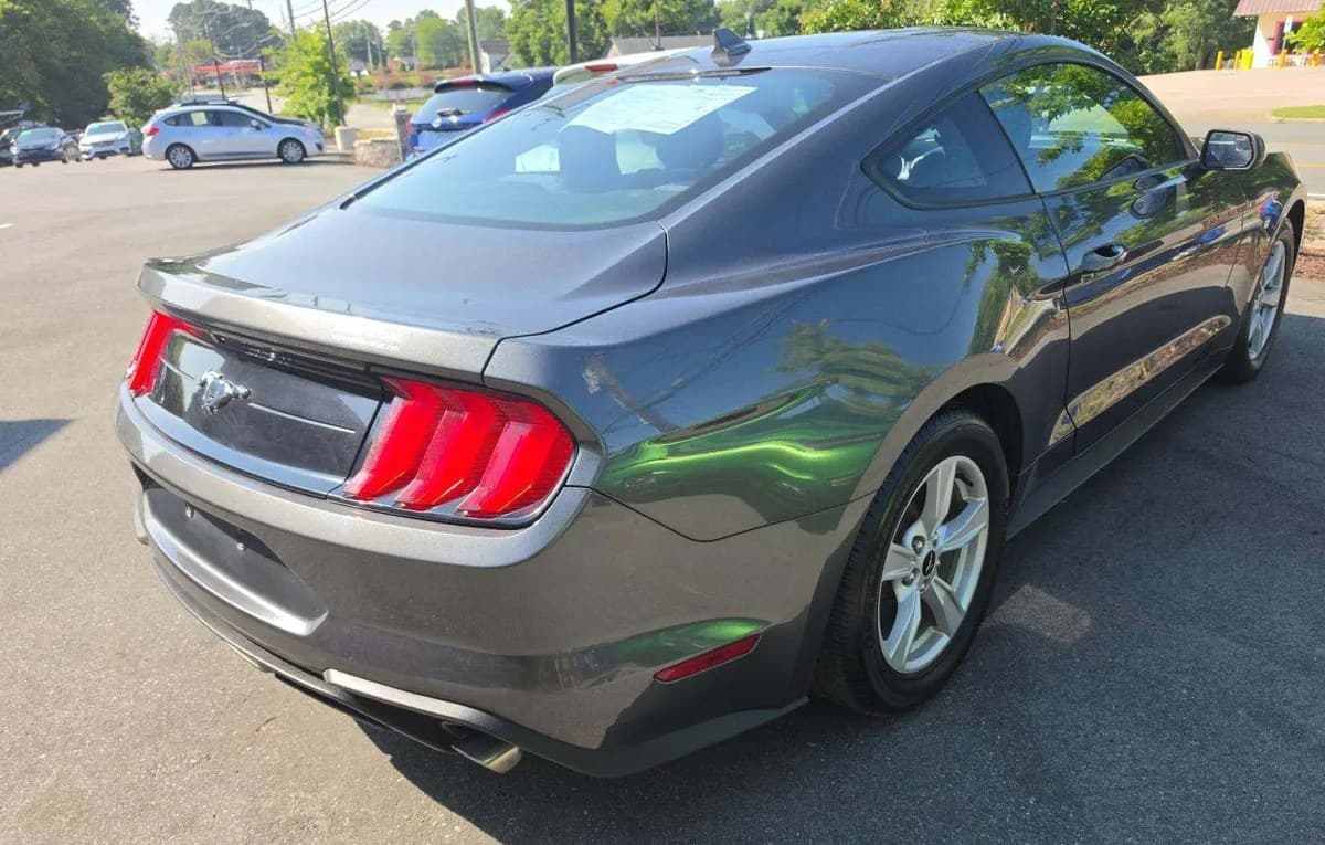 2020 FORD MUSTANG EcoBoost 4
