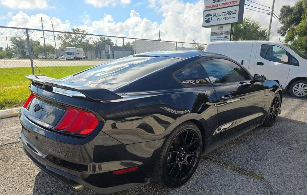 2018 FORD MUSTANG EcoBoost 4