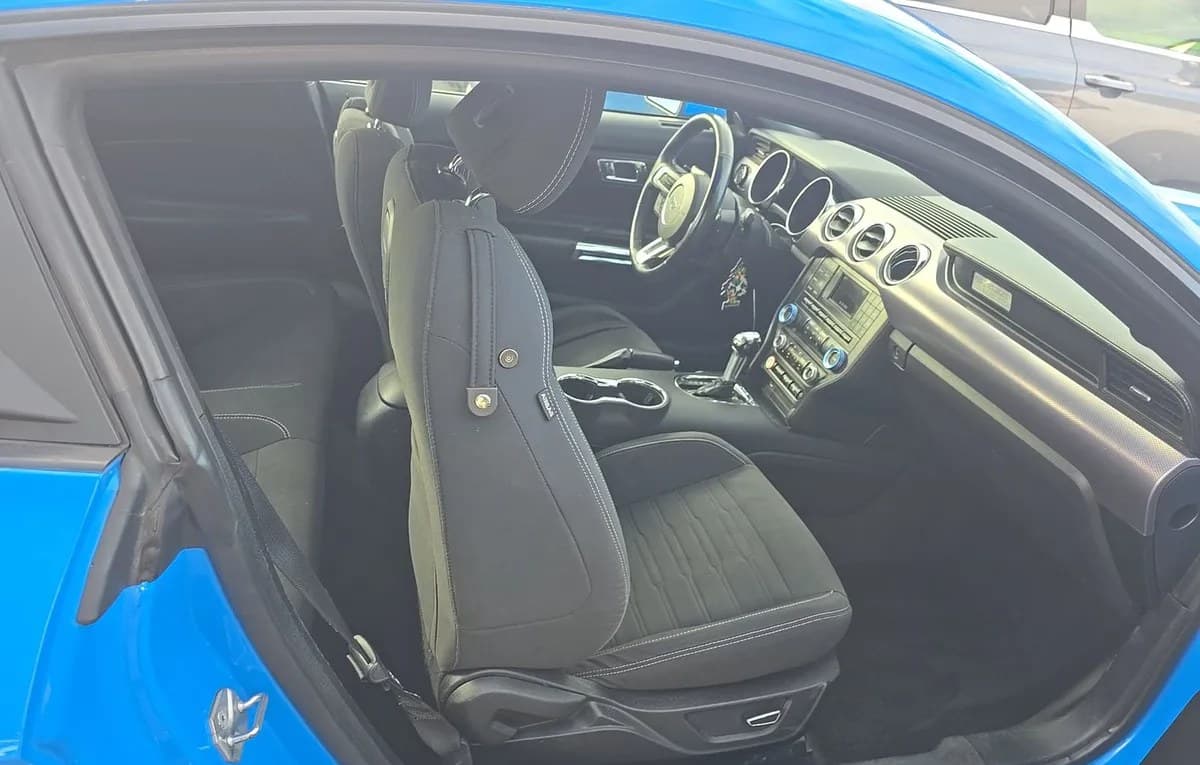 2017 FORD MUSTANG EcoBoost 5