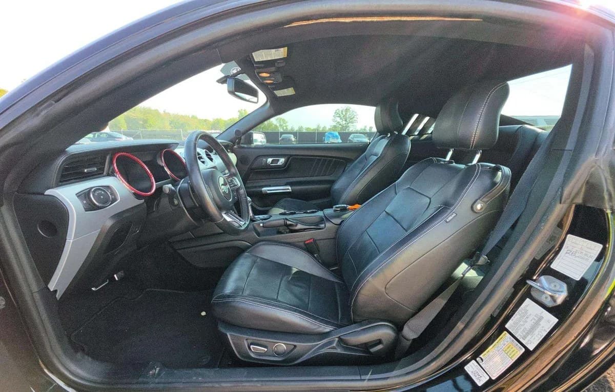 2017 FORD MUSTANG ECOBOOST Premium 4