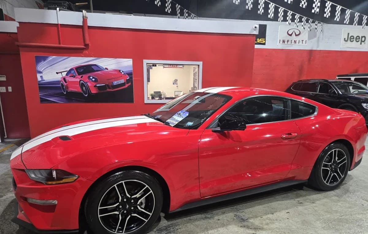 2020 FORD MUSTANG EcoBoost 2
