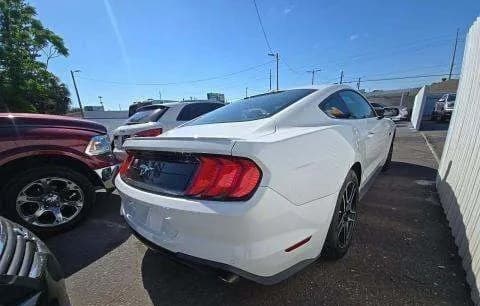 2018 FORD MUSTANG ECOBOOST Premium 4
