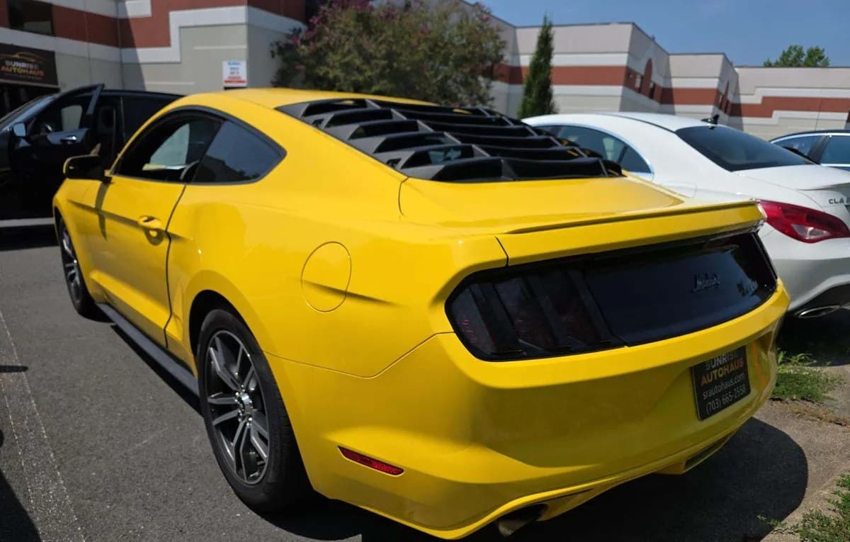 2017 FORD MUSTANG EcoBoost 3