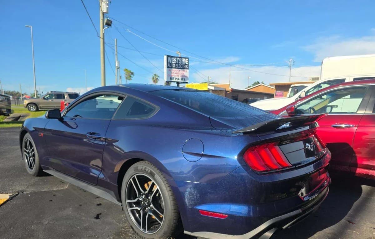 2018 FORD MUSTANG EcoBoost 3