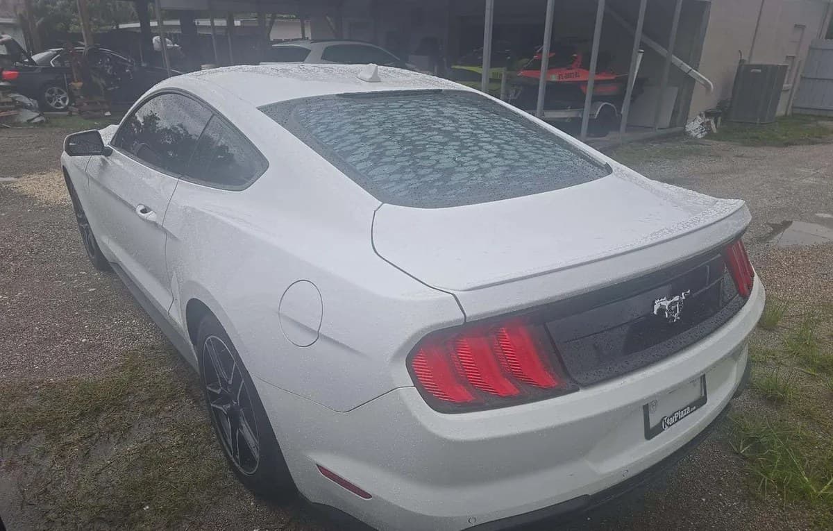2020 FORD MUSTANG ECOBOOST Premium 3