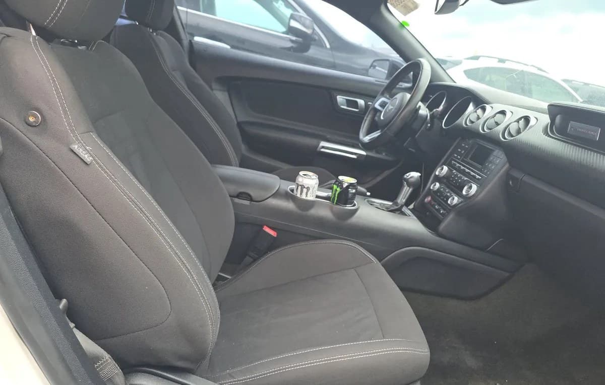 2018 FORD MUSTANG EcoBoost 5