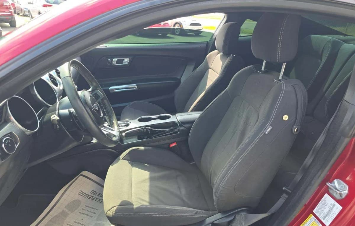 2018 FORD MUSTANG ECOBOOST COUPE 4