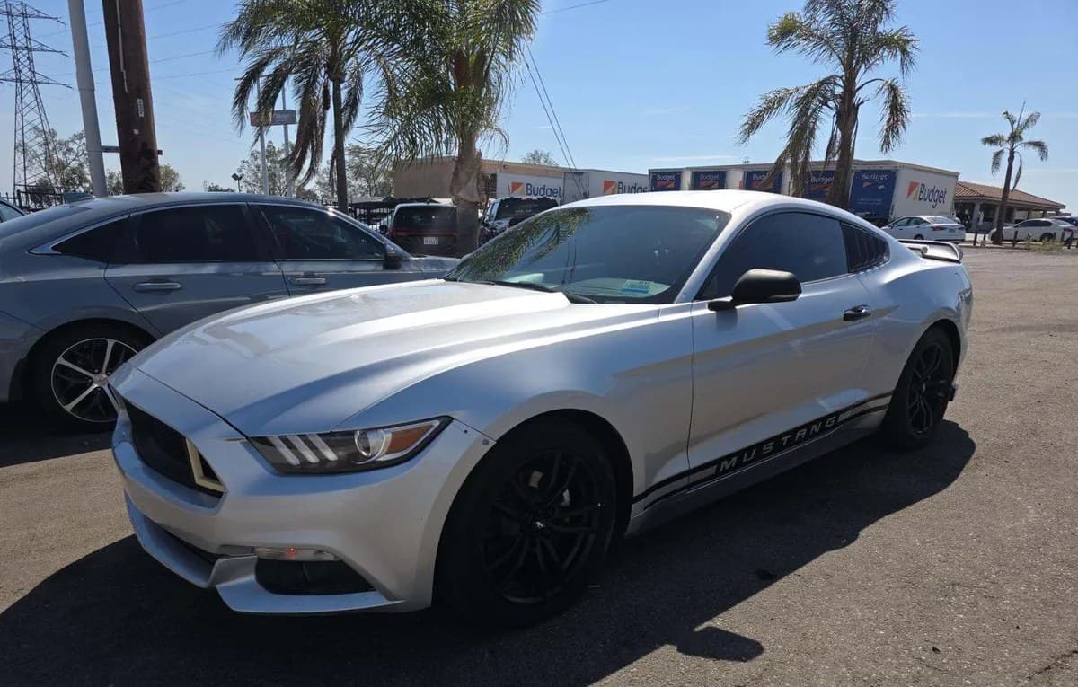 2017 FORD MUSTANG EcoBoost 2