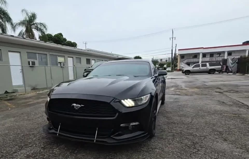 2017 FORD MUSTANG ECOBOOST COUPE 1