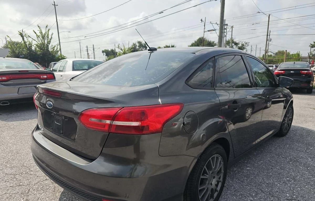 2018 FORD FOCUS S 3