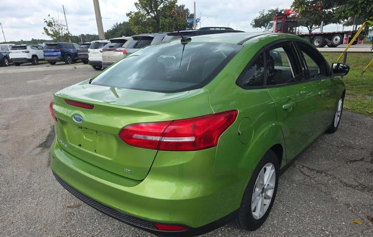 2018 FORD FOCUS SE 4