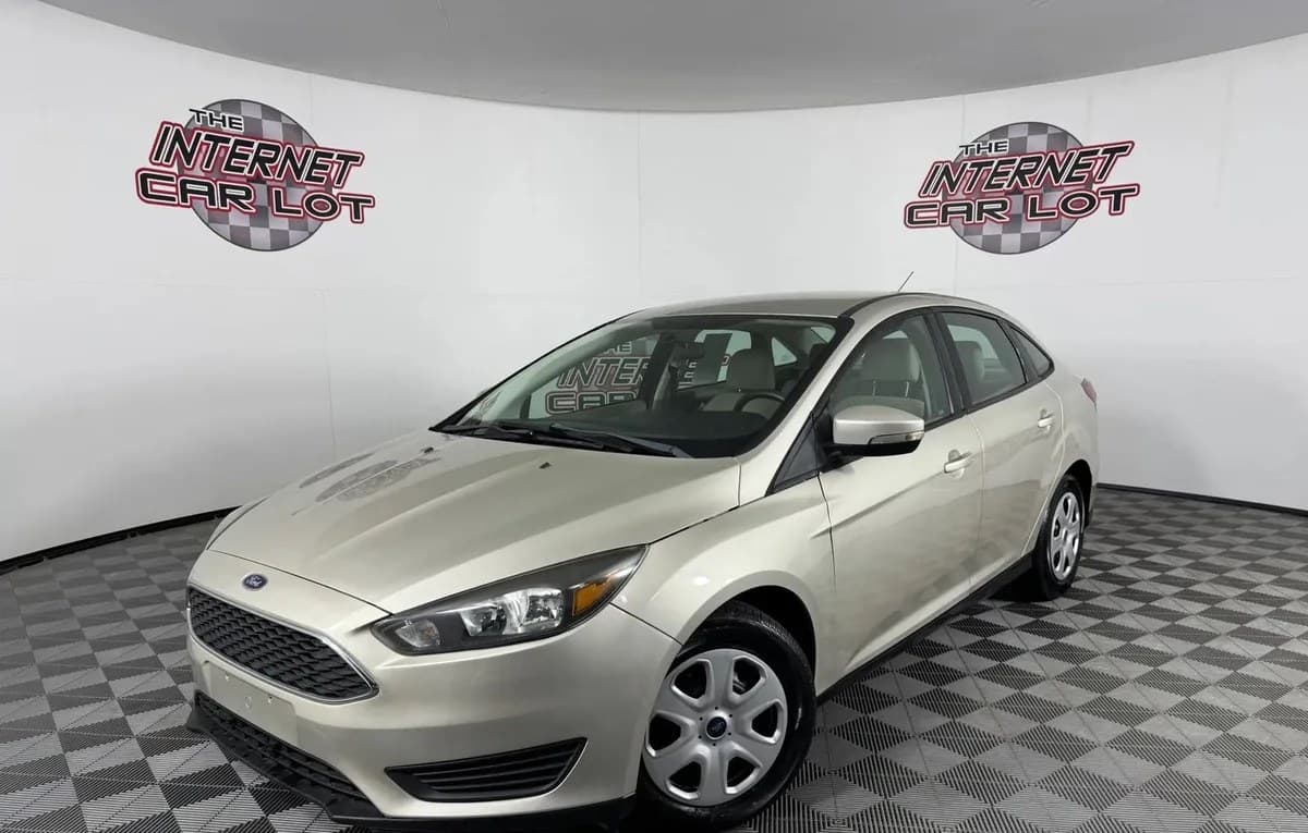 2017 FORD FOCUS SE 2