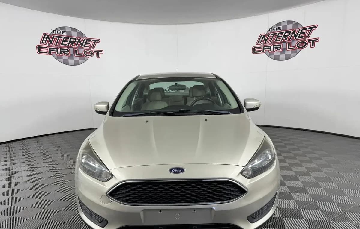 2017 FORD FOCUS SE 3