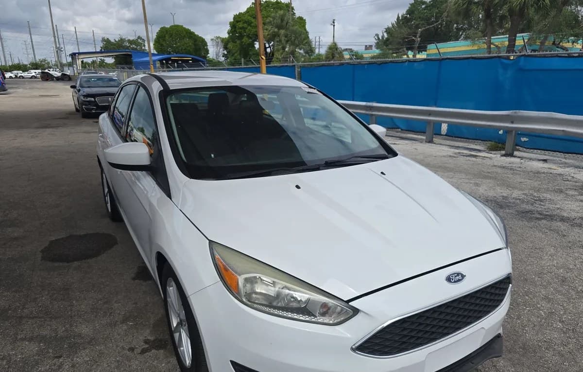 2018 FORD FOCUS SE 3