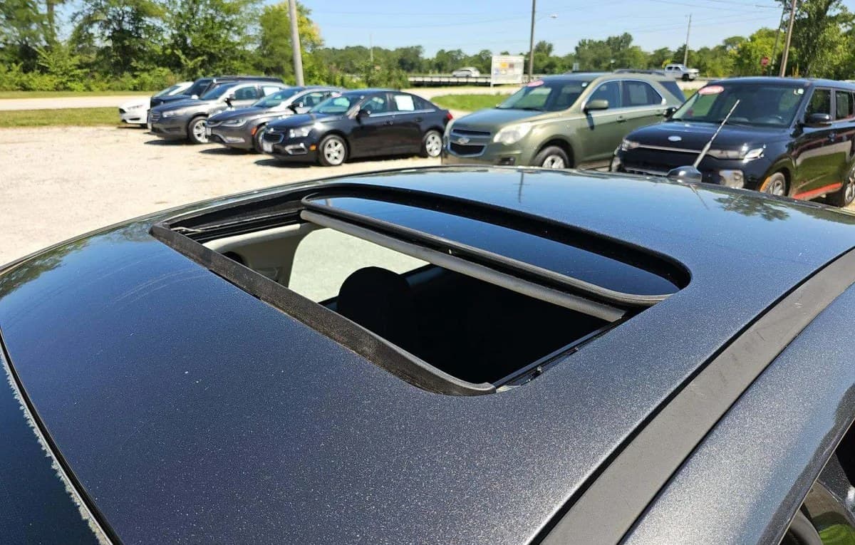 2017 FORD FOCUS SEL 6