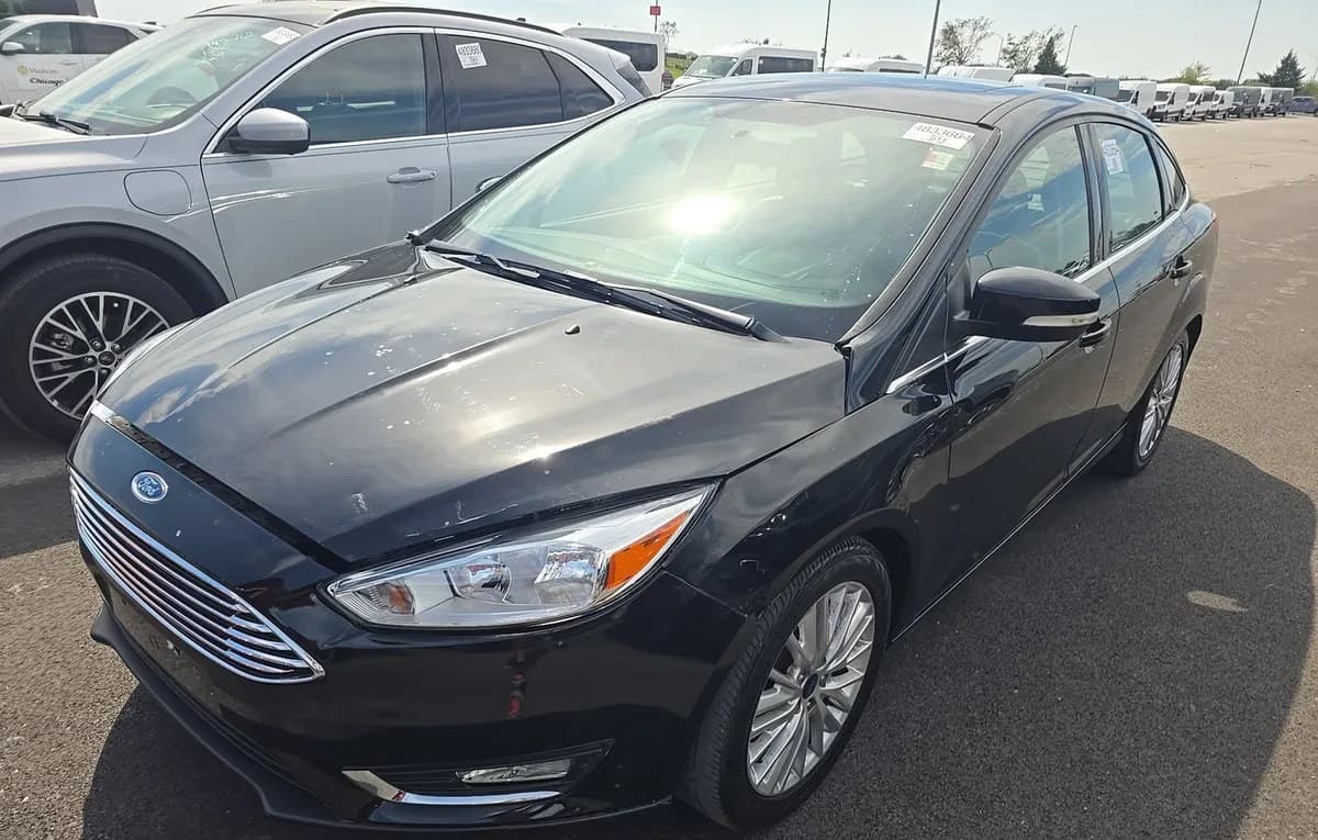 2017 FORD FOCUS TITANIUM SEDAN 2