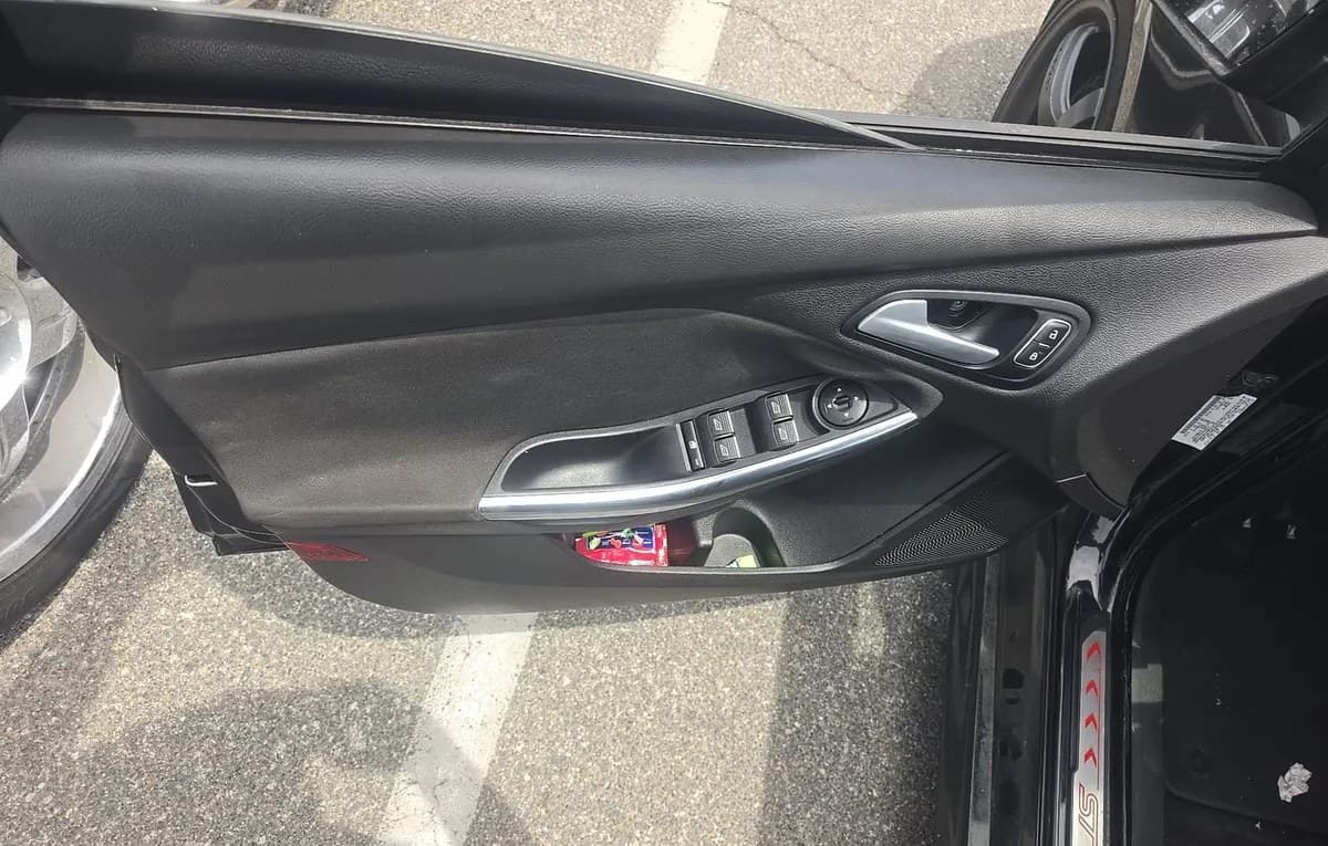 2017 FORD FOCUS ST 6