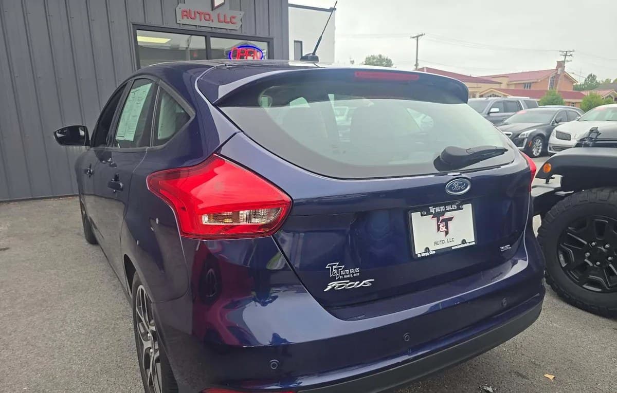 2017 FORD FOCUS SEL 3