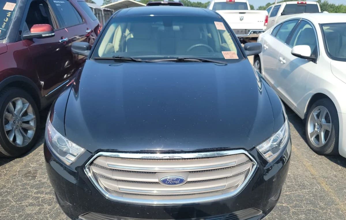 2018 FORD TAURUS SE 3