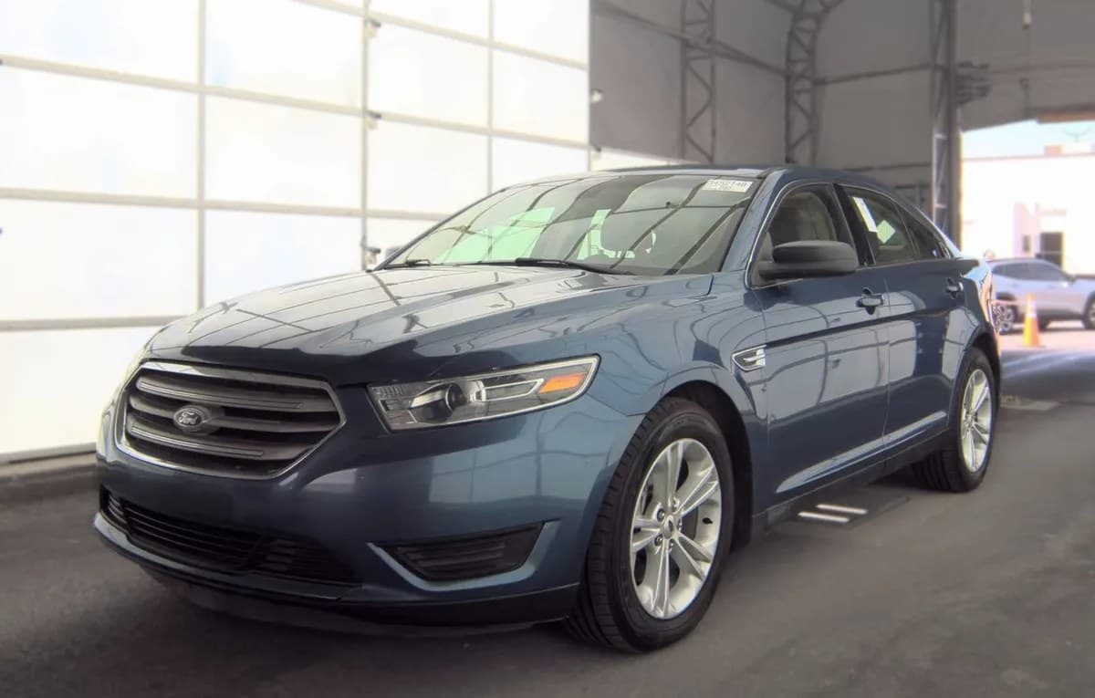 2018 FORD TAURUS SE 2