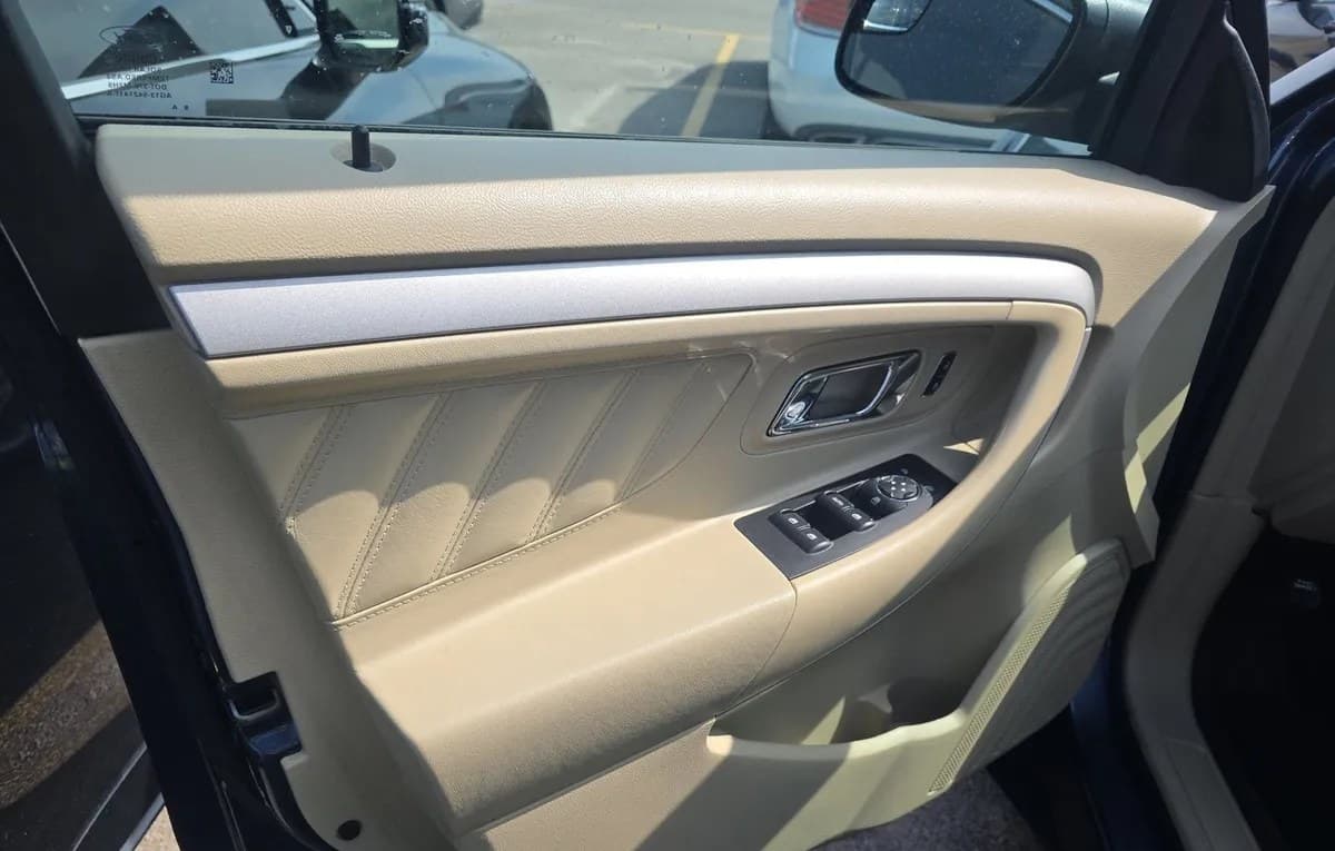 2018 FORD TAURUS SE 6