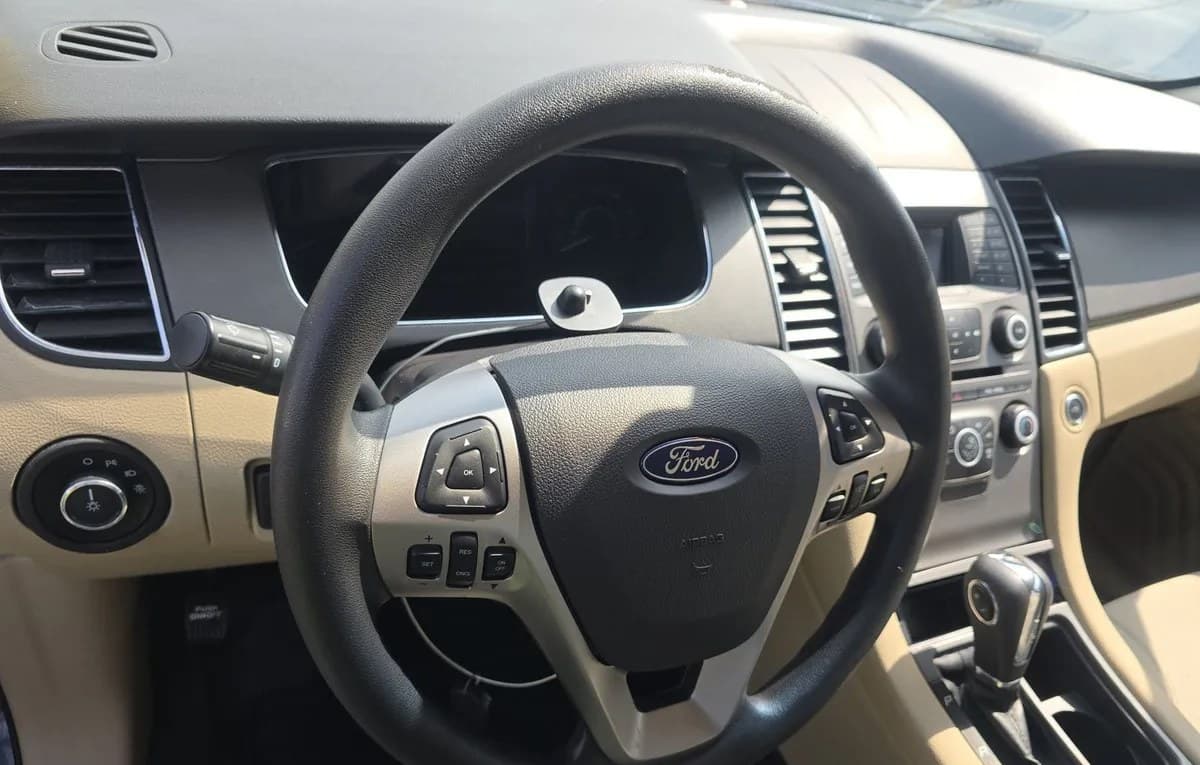 2018 FORD TAURUS SE 7