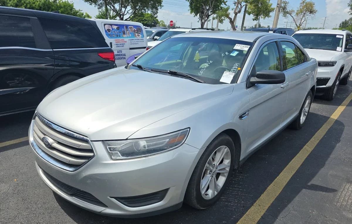 2017 FORD TAURUS SE 2