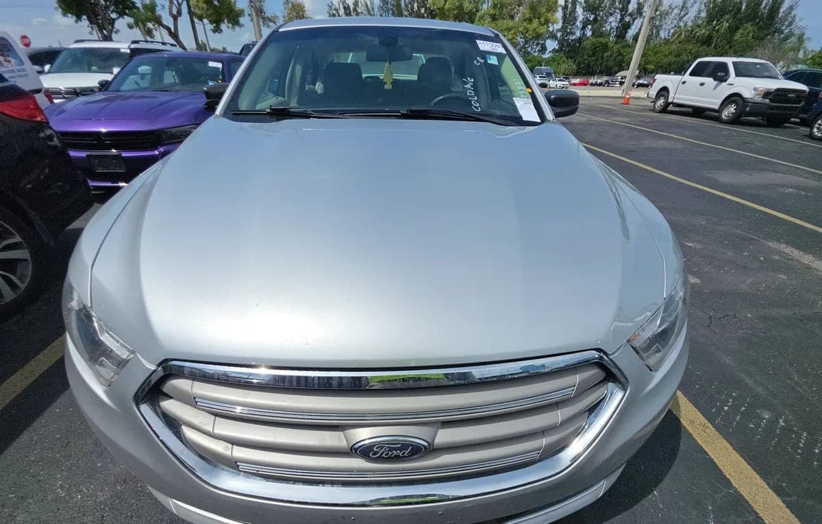 2017 FORD TAURUS SE 3