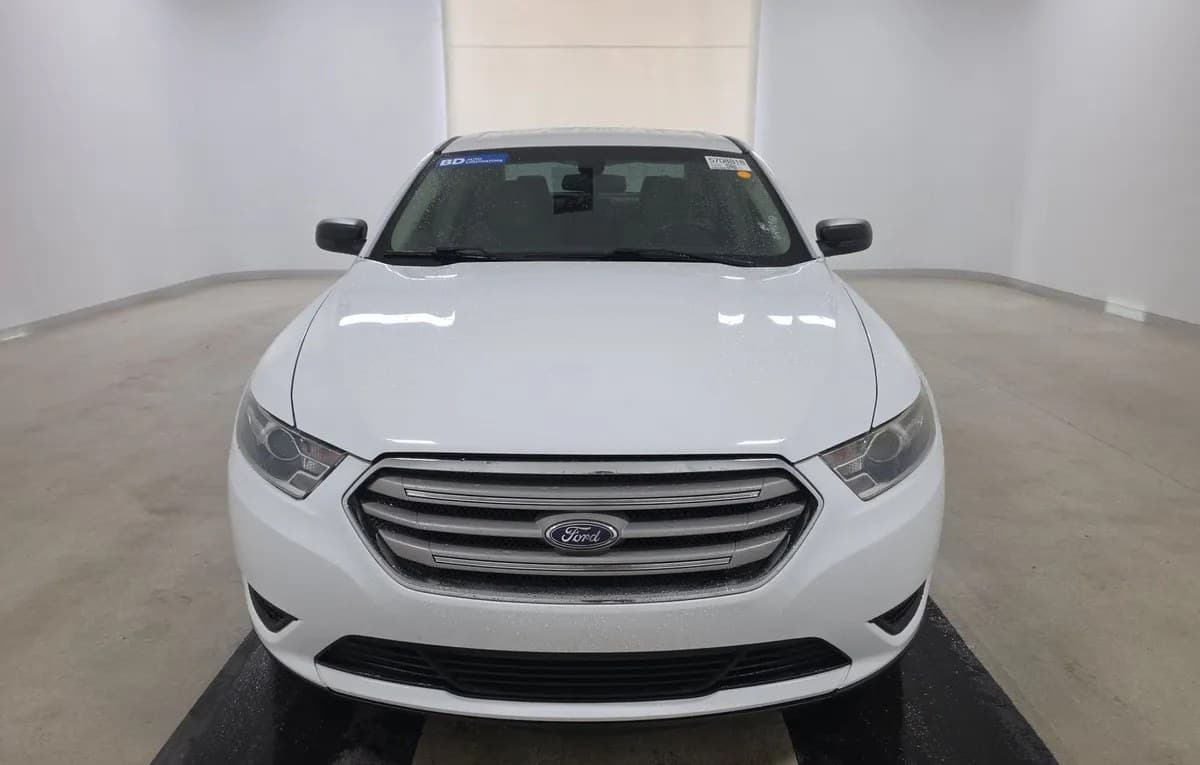 2017 FORD TAURUS SE 3