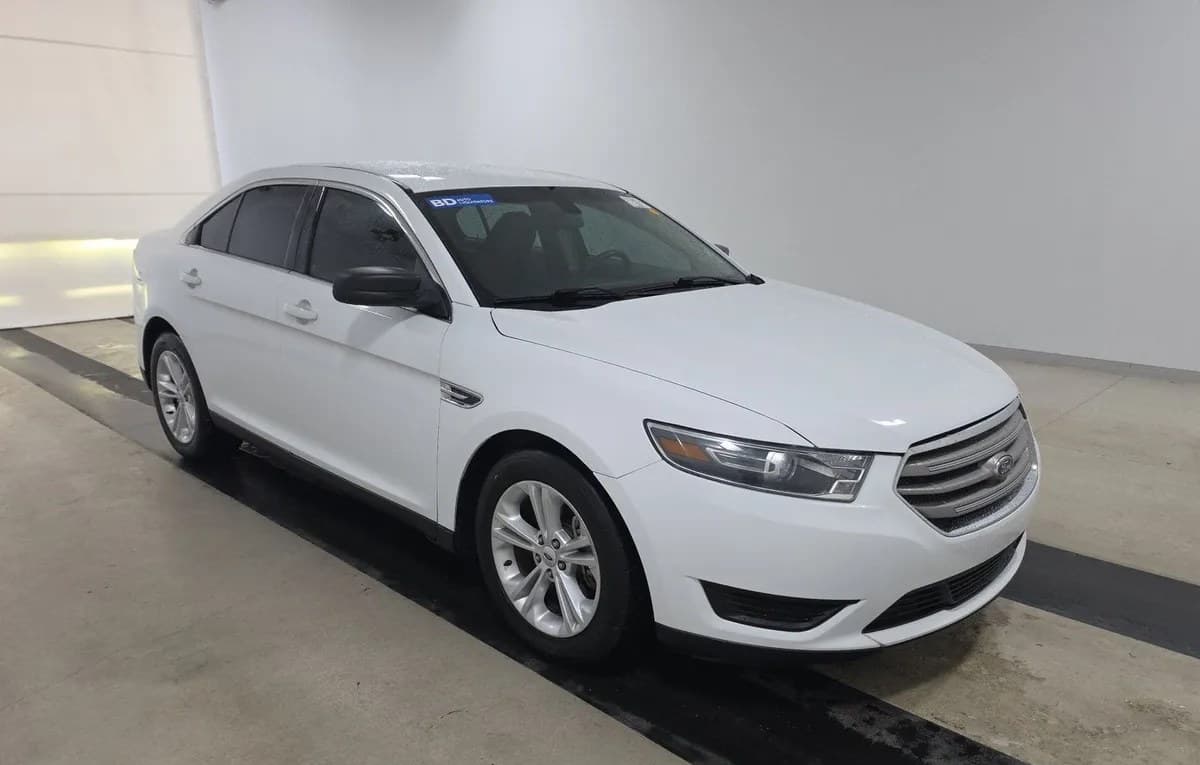 2017 FORD TAURUS SE 4