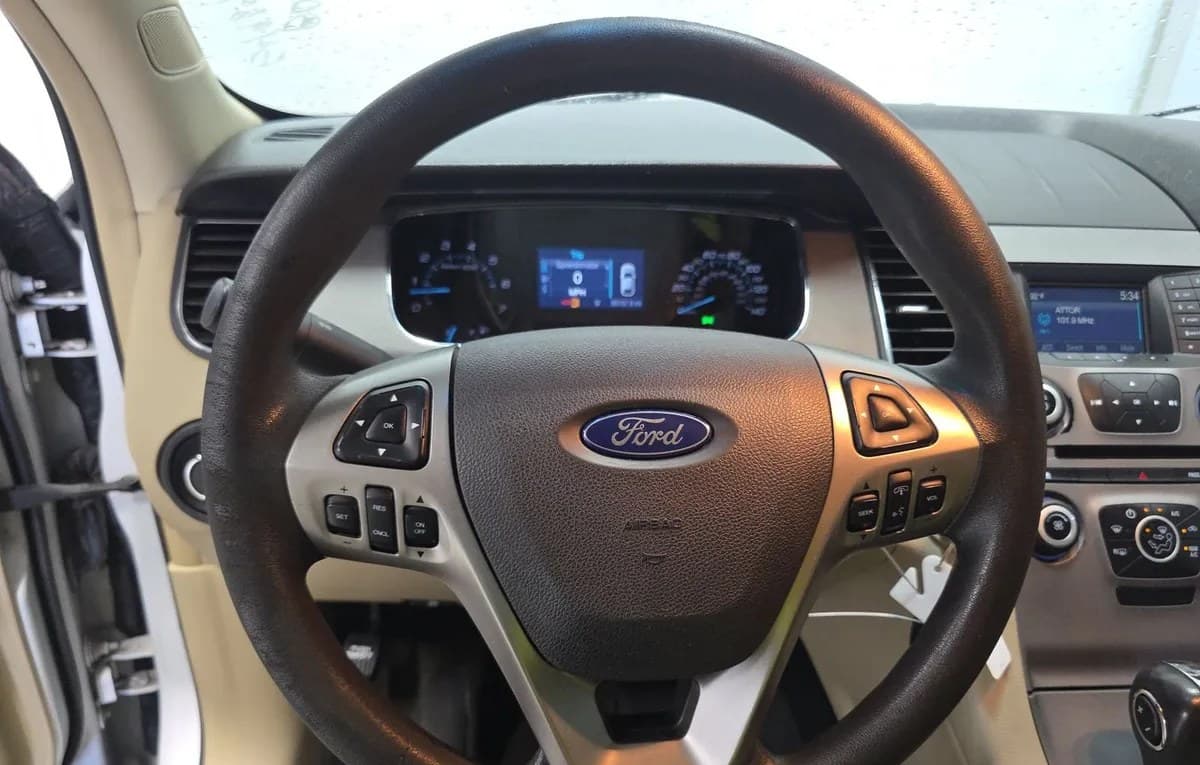 2017 FORD TAURUS SE 7